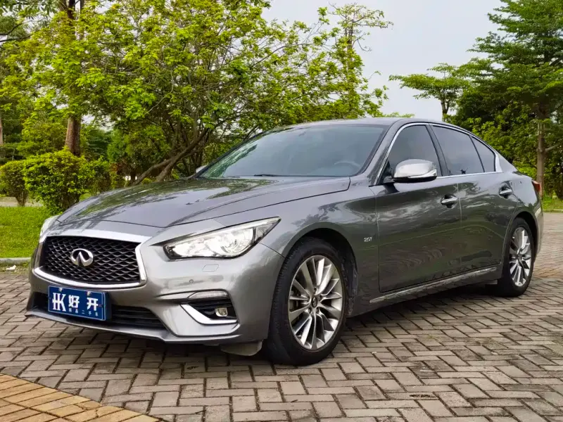 Infiniti Q50L, 2018