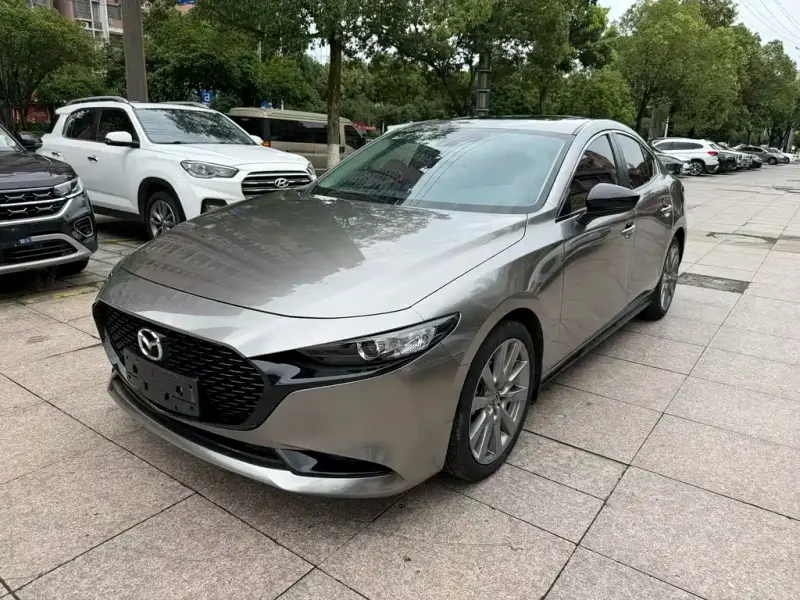Mazda 3 Axela, 2021