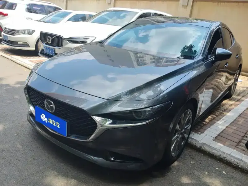 Mazda 3 Axela, 2022