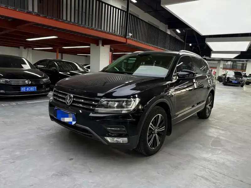 Volkswagen Tiguan L, 2021