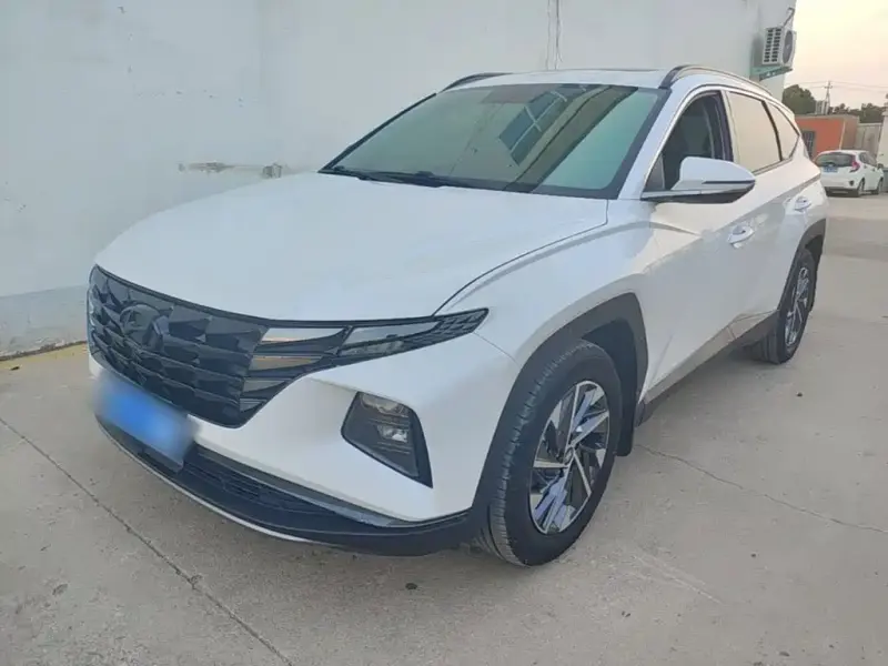 Hyundai Tucson, 2023 — фото 1