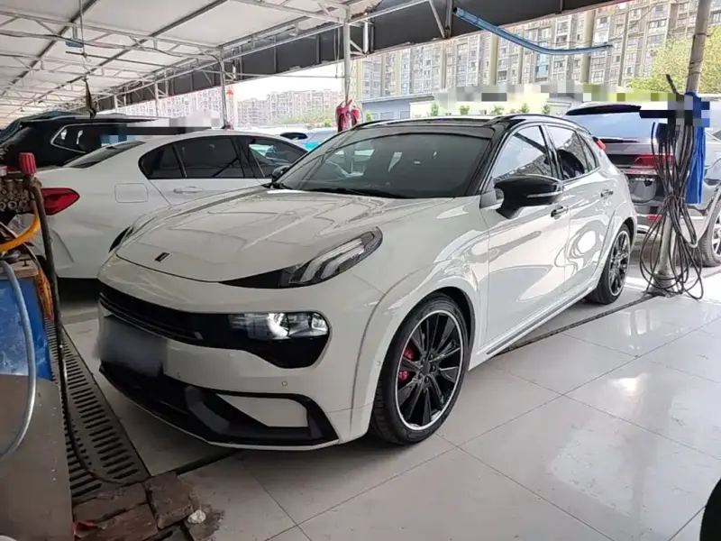 Lynk & Co 02 Hatchback, 2022