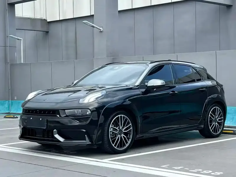 Lynk & Co 02 Hatchback, 2022