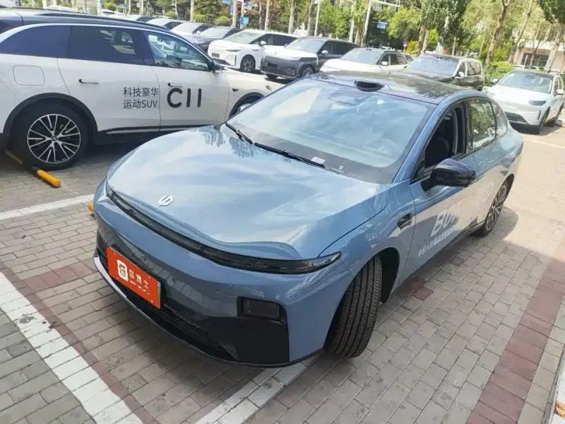 Leapmotor B01, 2025