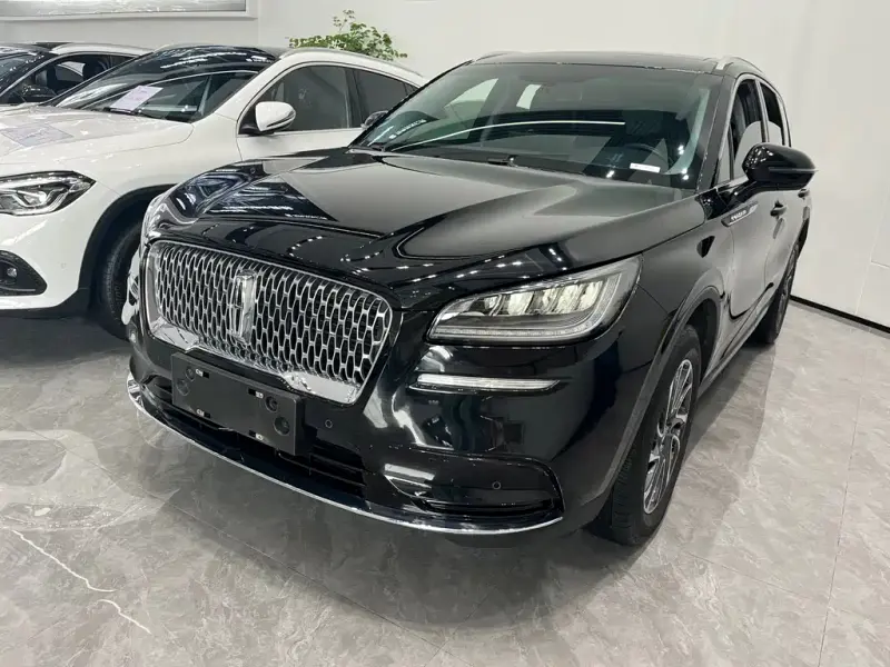 Lincoln Corsair, 2021