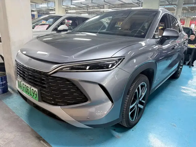 BYD L DM-i, 2025 — фото 1