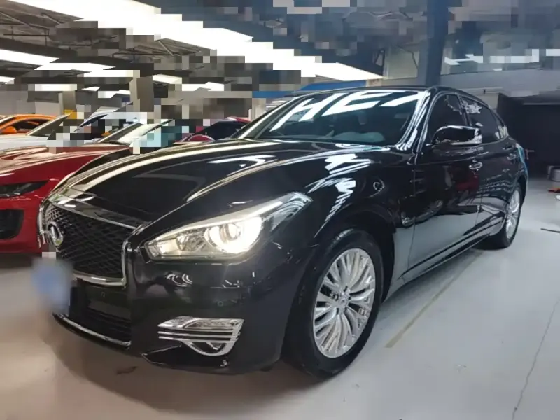 Infiniti Q70, 2020