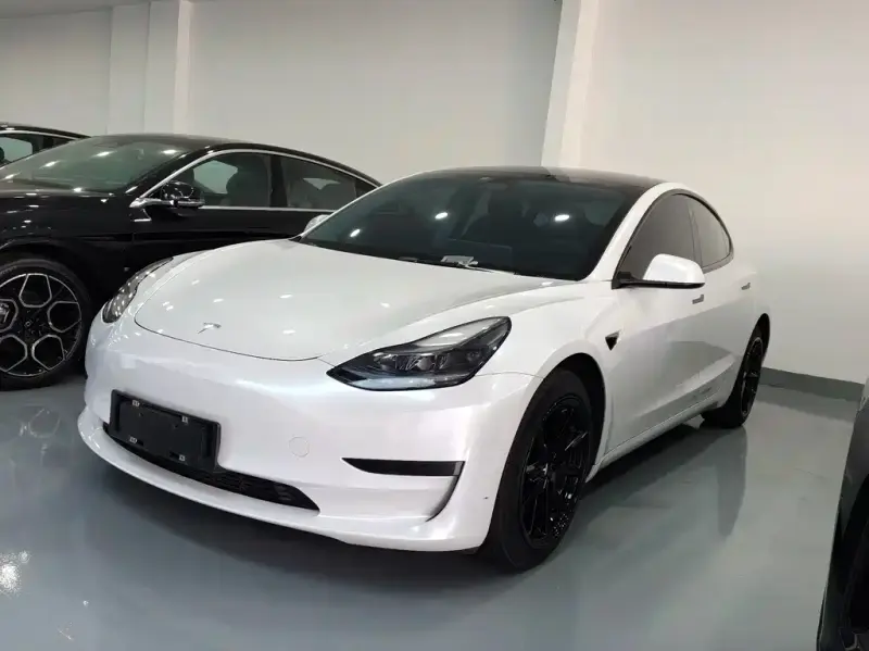 Tesla Model 3, 2023
