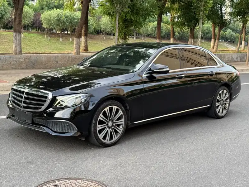 Mercedes-Benz E-Class, 2016