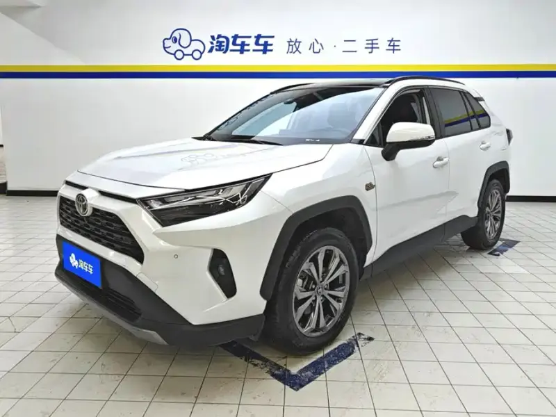 Toyota RAV4, 2024 — фото 1