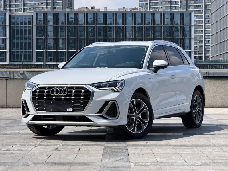 Audi Q3, 2021