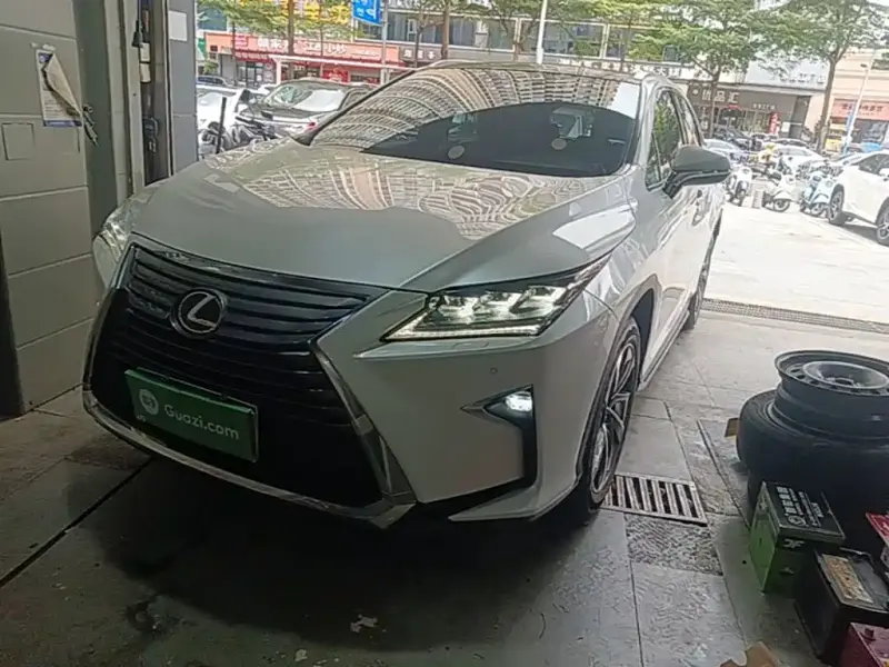 Lexus RX, 2017