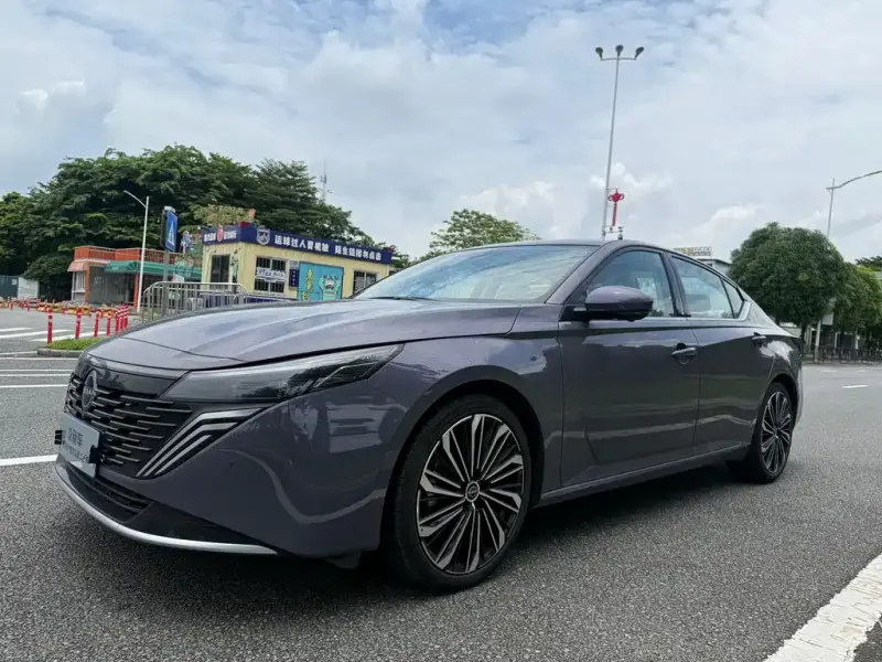 Nissan Teana, 2025