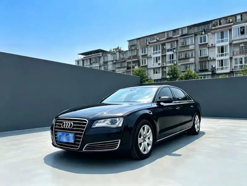 Audi A8, 2013 — фото 1