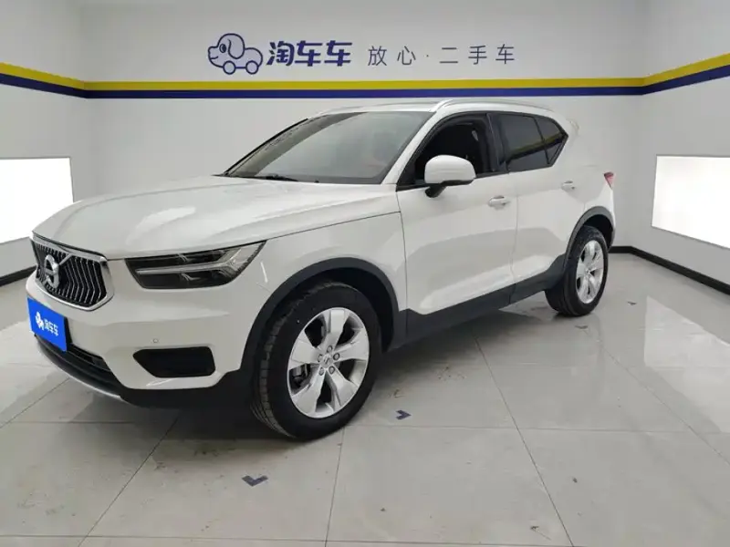 Volvo XC40, 2021
