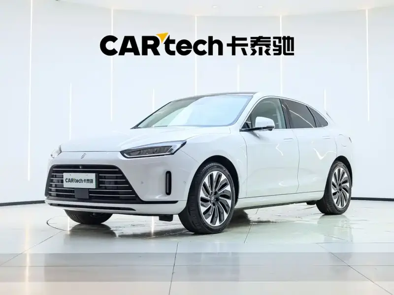 AITO M5, 2022