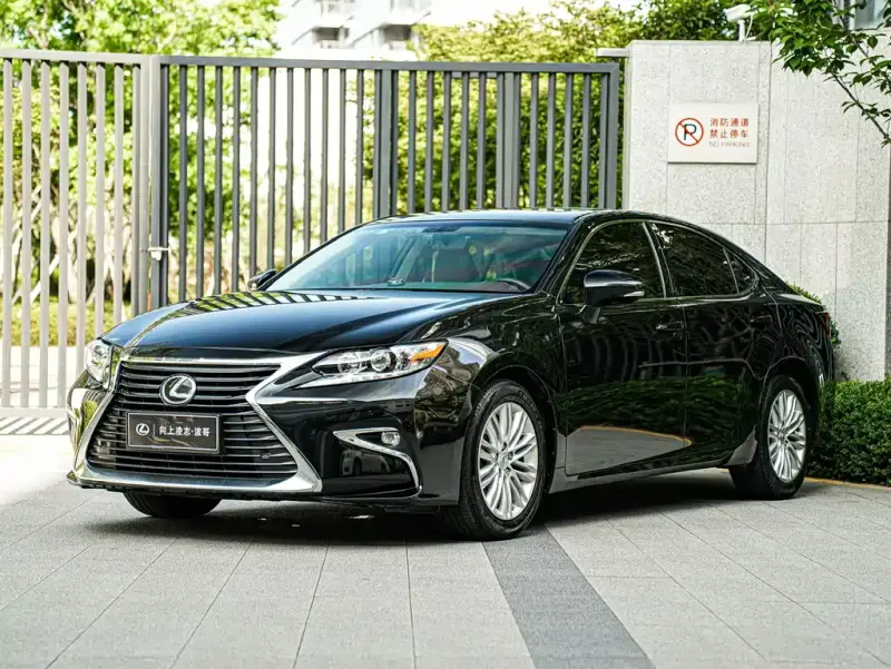 Lexus ES, 2018