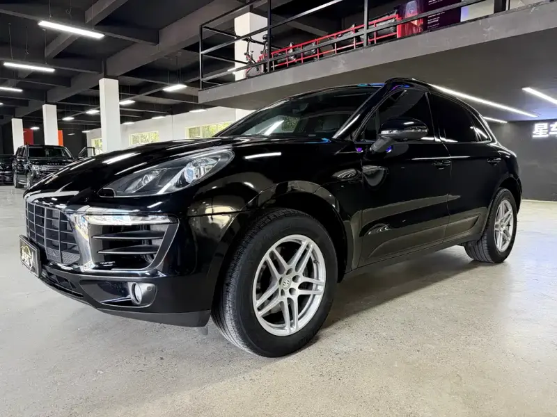 Porsche Macan, 2017 — фото 1
