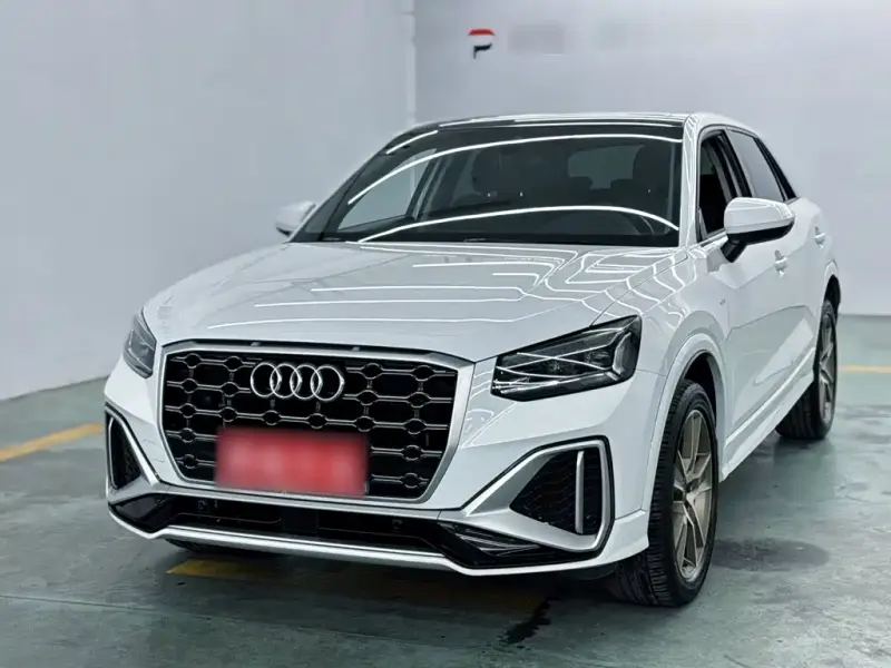 Audi Q2L, 2024