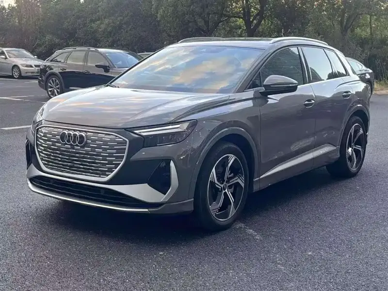 Audi Q4 e-tron, 2024