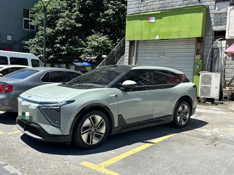 HiPhi Y, 2023