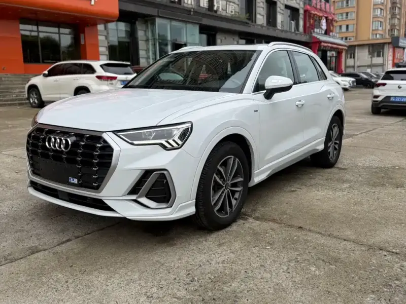 Audi Q3, 2021