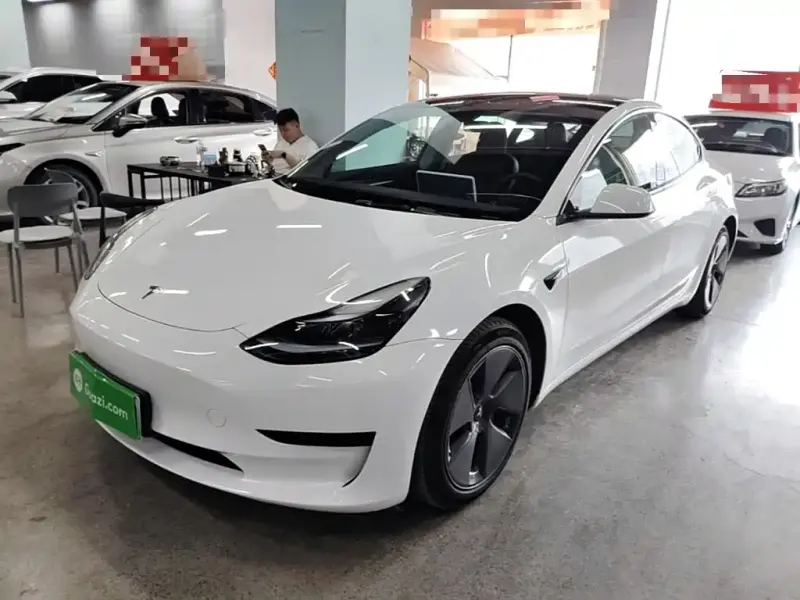 Tesla Model 3, 2023