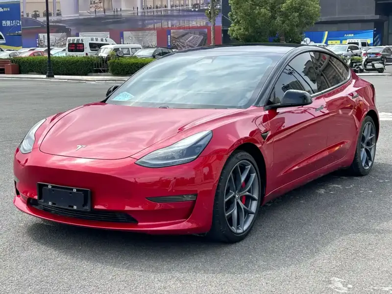Tesla Model 3, 2021