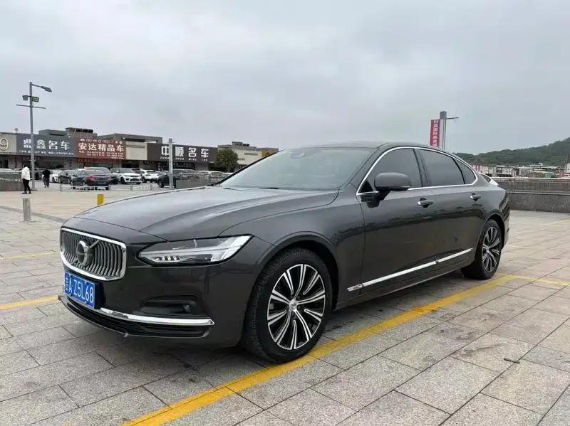 Volvo S90, 2021