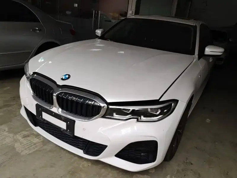 BMW 3 Series, 2022