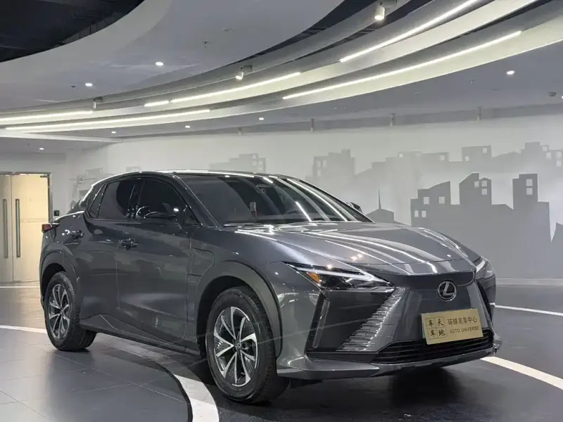 Lexus RZ, 2023
