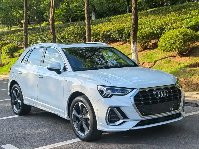 Audi Q3, 2023