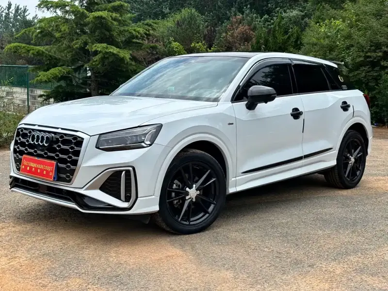 Audi Q2L, 2023