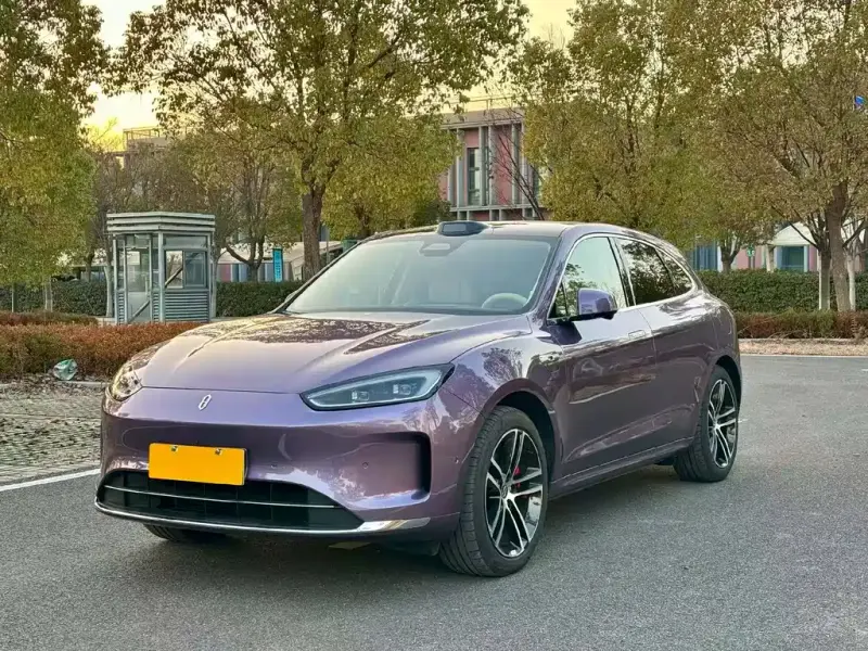 AITO M5, 2025