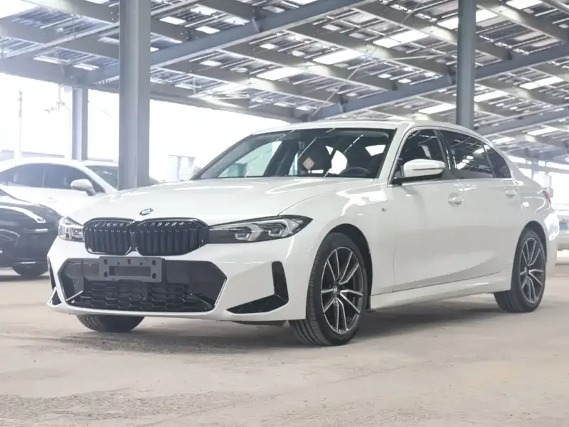 BMW 3 Series, 2022