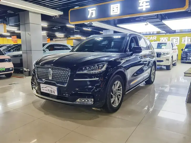 Lincoln Aviator, 2022