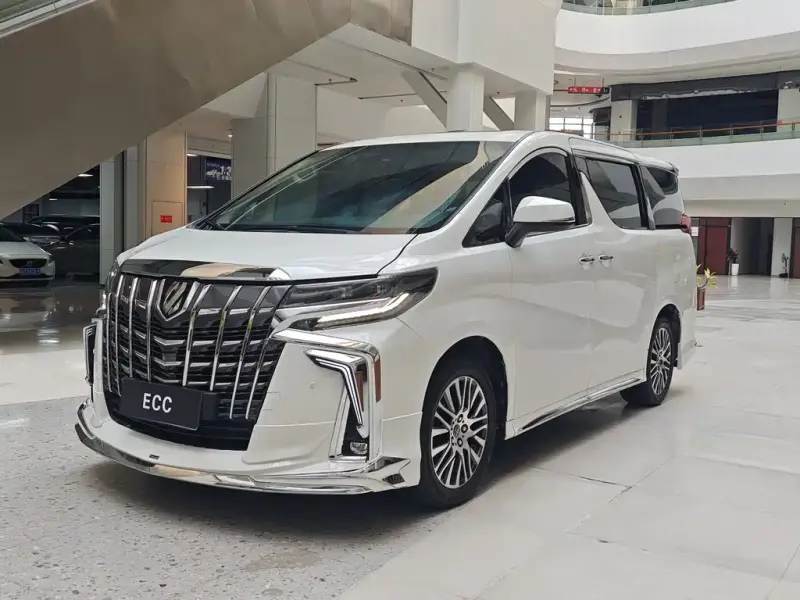 Toyota Alphard, 2013