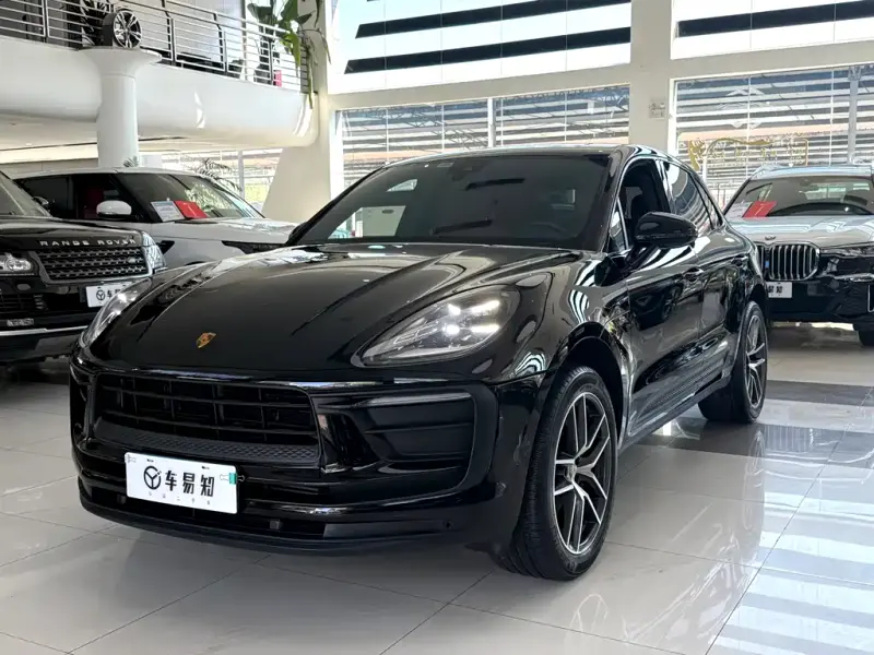 Porsche Macan, 2022 — фото 1