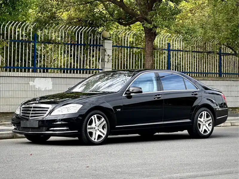 Mercedes-Benz S-Class, 2009