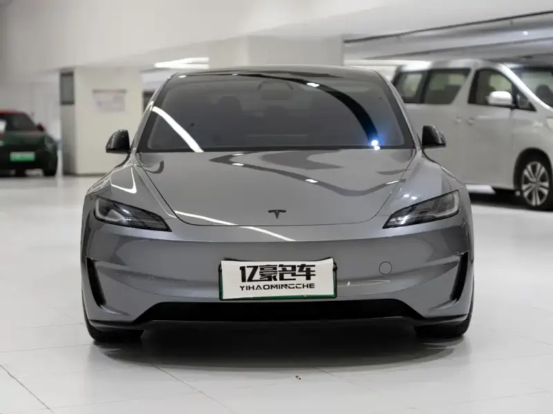 Tesla Model 3, 2025