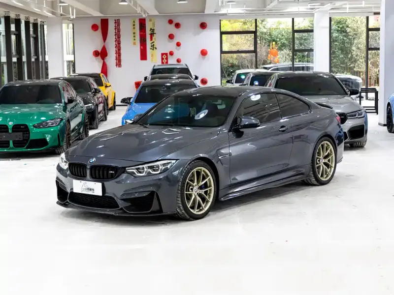 BMW M4, 2018 — фото 1