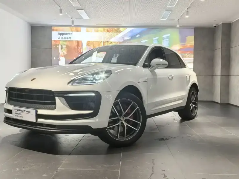 Porsche Macan, 2023 — фото 1