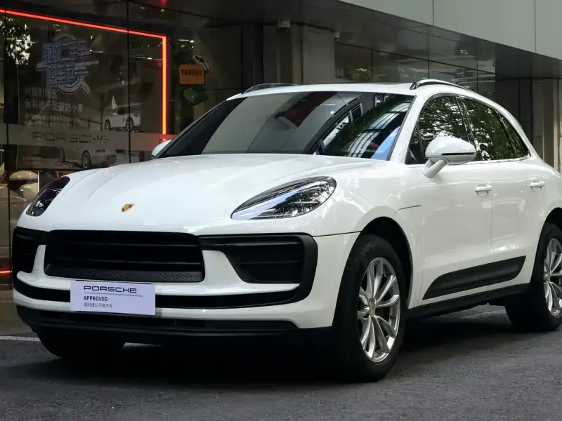 Porsche Macan, 2024 — фото 1