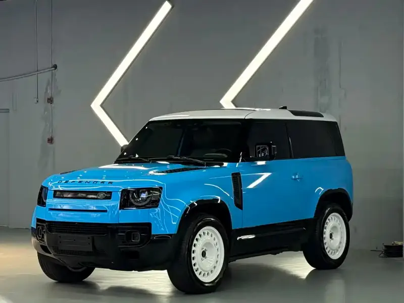 Land Rover Defender, 2021