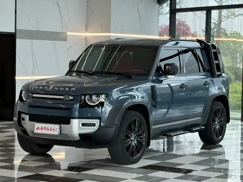 Land Rover Defender, 2022