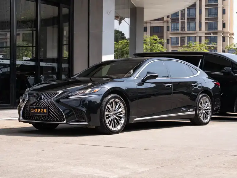 Lexus LS, 2018