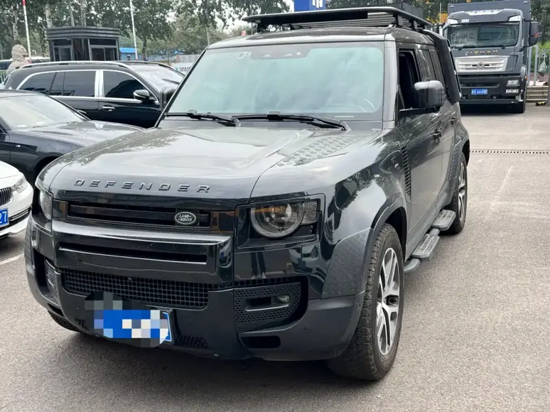 Land Rover Defender, 2023