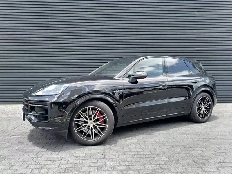 Porsche Cayenne Hybrid, 2025 — фото 1