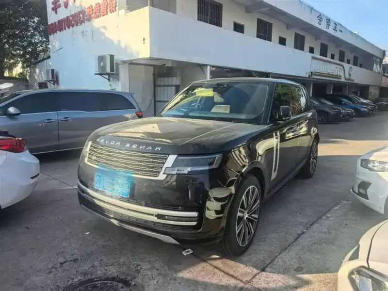Land Rover Range Rover, 2025