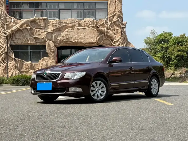Skoda Superb, 2012